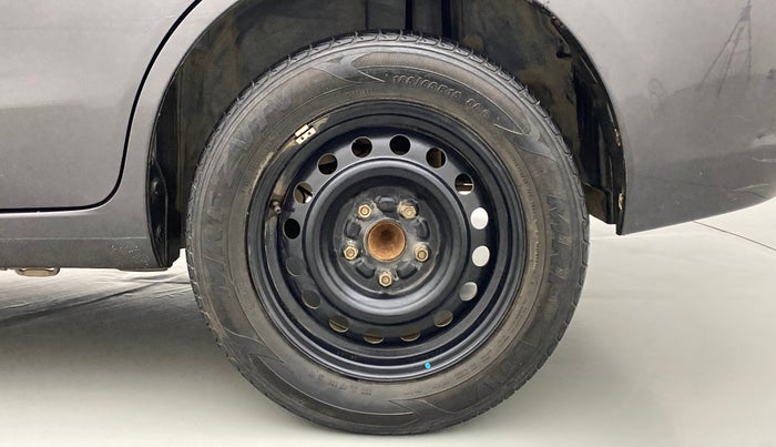 2015 Maruti Ertiga VDI ABS, Diesel, Manual, 87,119 km, Left Rear Wheel