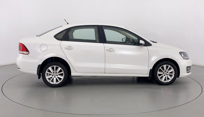 2016 Volkswagen Vento HIGHLINE PETROL, Petrol, Manual, 89,507 km, Right Side View