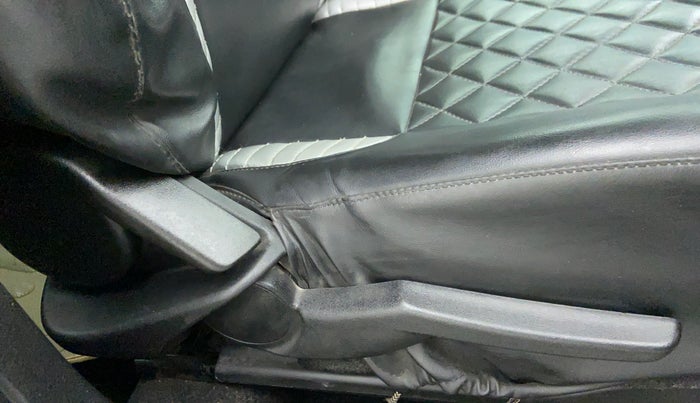 2016 Maruti Baleno ZETA 1.2 K12, Petrol, Manual, 58,252 km, Driver Side Adjustment Panel