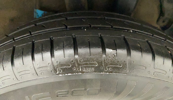 2022 Hyundai AURA S 1.2 CNG, CNG, Manual, 29,913 km, Left Rear Tyre Tread