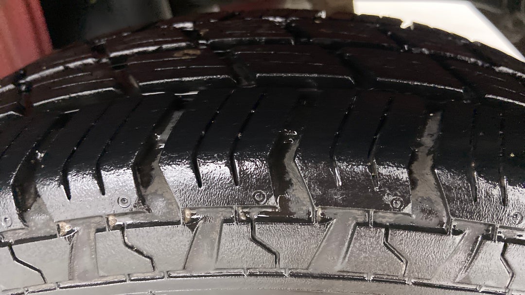 Left Rear Tyre Tread