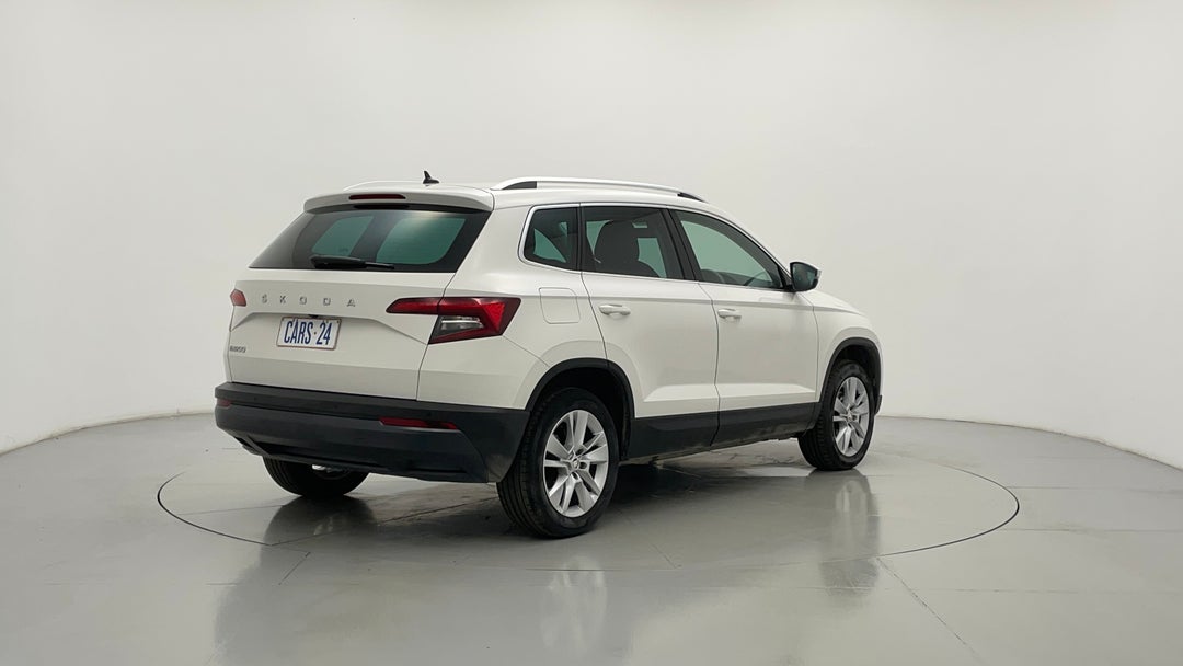 Right Back Diagonal (45- Degree) View