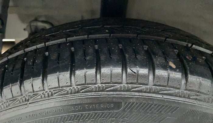 2018 Hyundai Grand i10 MAGNA 1.2 KAPPA VTVT, Petrol, Manual, 17,231 km, Right Rear Tyre Tread