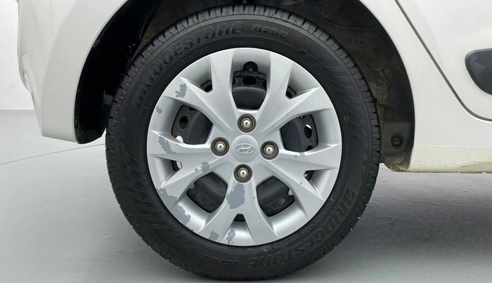 2016 Hyundai Grand i10 SPORTZ 1.2 KAPPA VTVT, Petrol, Manual, 47,322 km, Right Rear Wheel