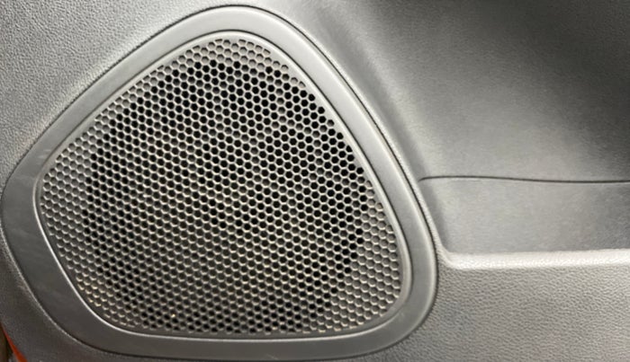 2018 Renault Captur 1.5 PLATINE DIESEL, Diesel, Manual, 56,761 km, Speaker