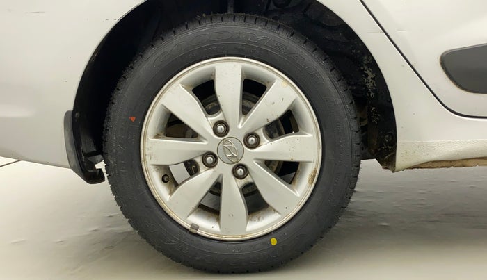 2014 Hyundai Xcent SX 1.2 (O), Petrol, Manual, 43,648 km, Right Rear Wheel