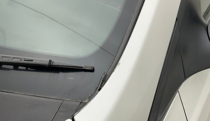 2014 Hyundai Xcent SX 1.2 (O), Petrol, Manual, 43,648 km, Left A pillar - Minor scratches