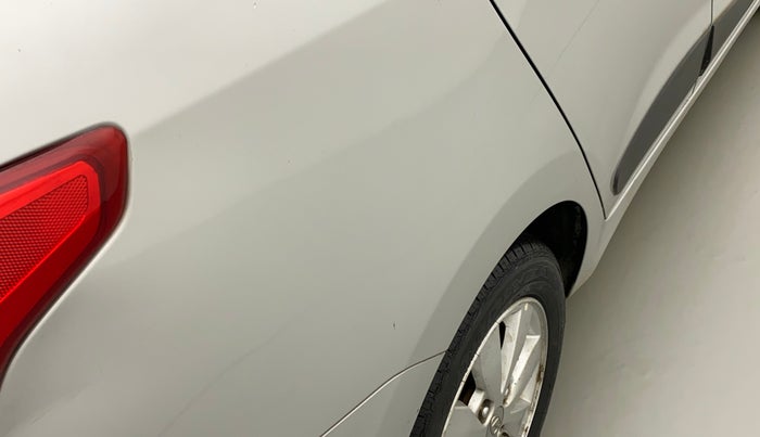 2014 Hyundai Xcent SX 1.2 (O), Petrol, Manual, 43,648 km, Right quarter panel - Slightly dented