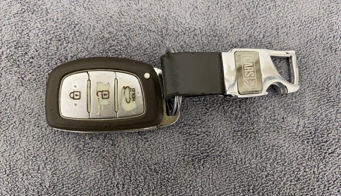 2014 Hyundai Xcent SX 1.2 (O), Petrol, Manual, 43,648 km, Key Close Up