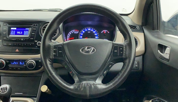 2014 Hyundai Xcent SX 1.2 (O), Petrol, Manual, 43,648 km, Steering Wheel Close Up
