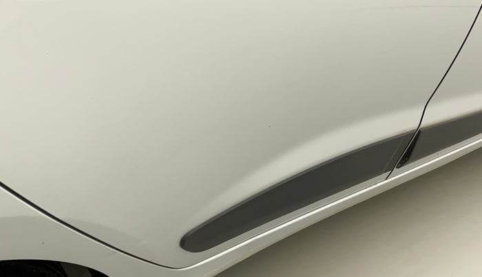 2014 Hyundai Xcent SX 1.2 (O), Petrol, Manual, 43,648 km, Right rear door - Slightly dented