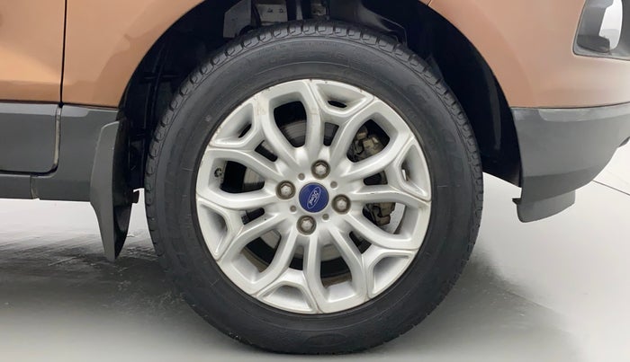 2016 Ford Ecosport TITANIUM+ 1.0L ECOBOOST, Petrol, Manual, 50,578 km, Right Front Wheel