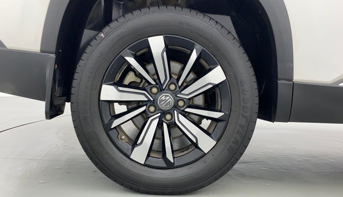 2019 MG HECTOR SHARP DCT PETROL, Petrol, Automatic, 35,582 km, Right Rear Wheel