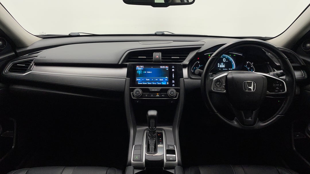 2017 Honda Civic Vti-lx, Automatic, 46638 km, Dashboard View