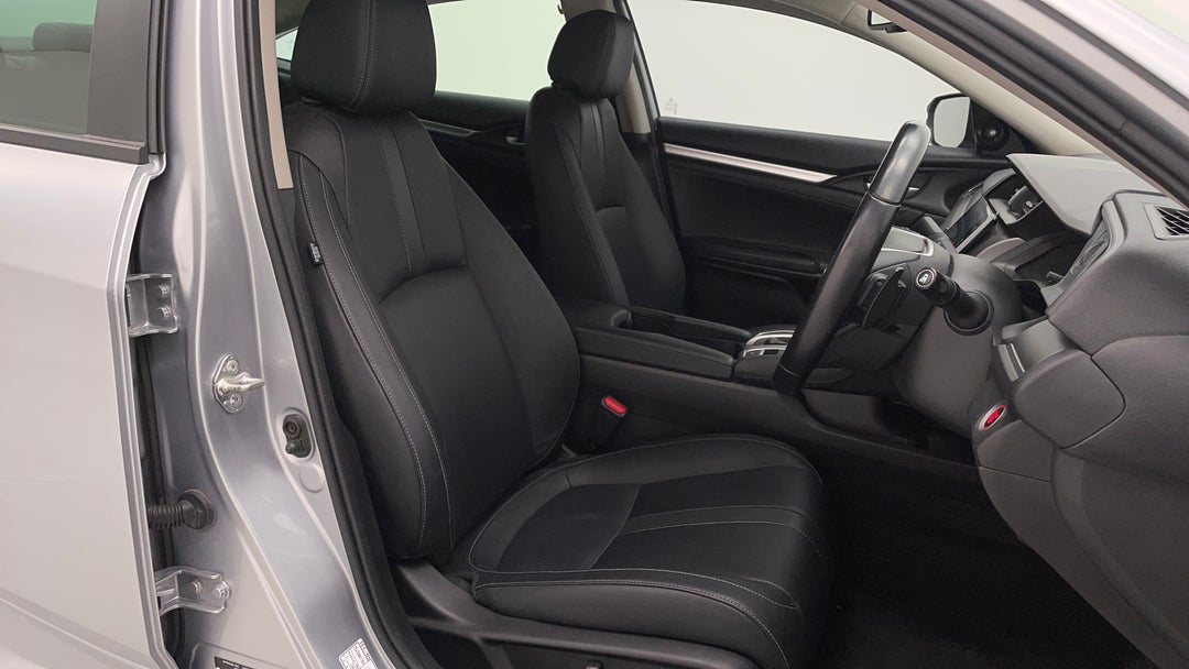 2017 Honda Civic Vti-lx, Automatic, 46638 km, Right Side Front Door Cabin View