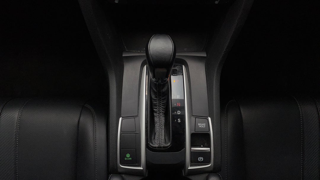 2017 Honda Civic Vti-lx, Automatic, 46638 km, Gear Lever 