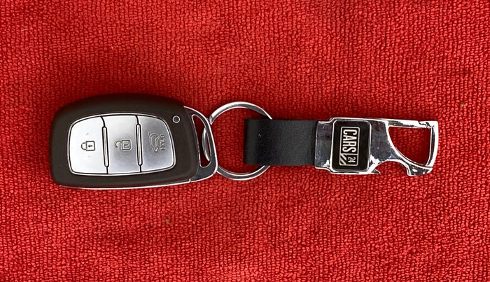 2020 Hyundai Elite i20 ASTA 1.2 (O), Petrol, Manual, 42,080 km, Key Close Up