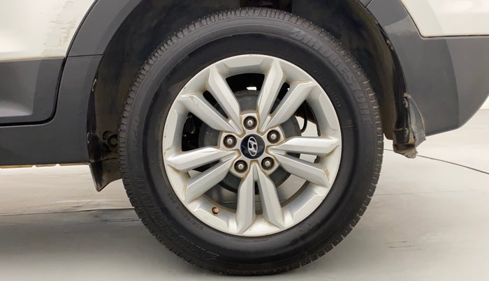 2016 Hyundai Creta SX 1.6 DIESEL, Diesel, Manual, 1,26,873 km, Left Rear Wheel