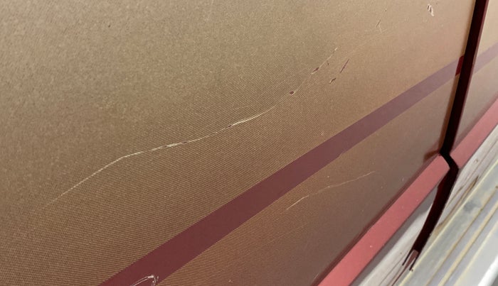2015 Tata Sumo Gold EX, Diesel, Manual, 1,11,634 km, Right rear door - Minor scratches