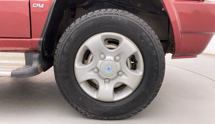 2015 Tata Sumo Gold EX, Diesel, Manual, 1,11,634 km, Right Front Wheel