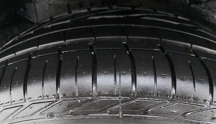 2020 Tata NEXON XZ+ OPT PETROL, Petrol, Manual, 20,734 km, Right Rear Tyre Tread