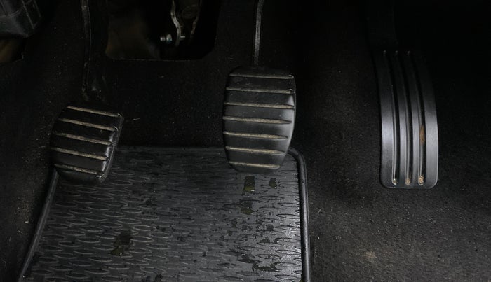 2019 Renault Duster RXZ DIESEL 110, Diesel, Manual, 44,416 km, Pedals