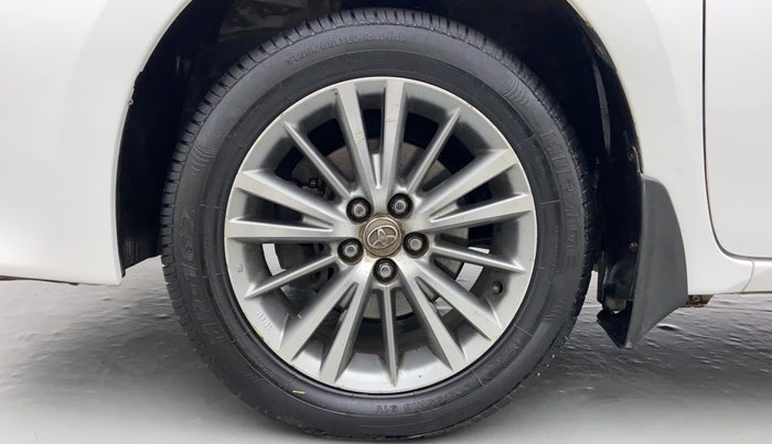 2015 Toyota Corolla Altis VL AT, Petrol, Automatic, 60,528 km, Left Front Wheel