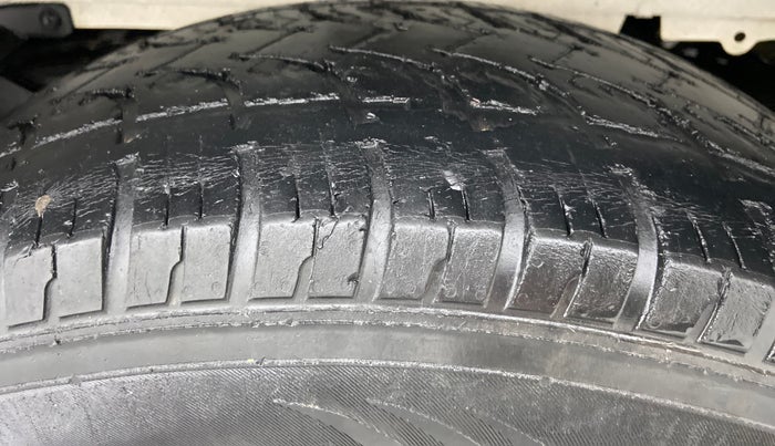 2018 Mahindra Scorpio S7 120 BHP 2WD, Diesel, Manual, 43,269 km, Left Rear Tyre Tread