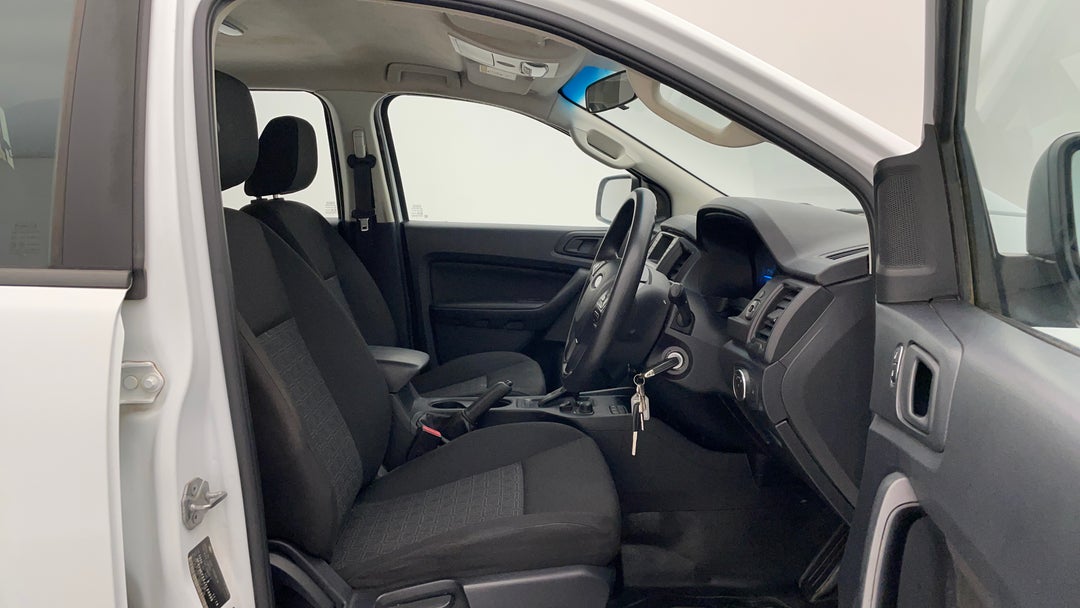 2018 Ford Ranger Xl 3.2 (4x4), Automatic, 100057 km, Right Side Front Door Cabin View