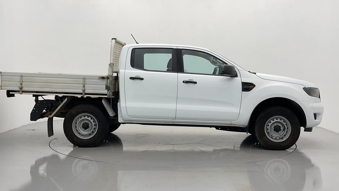 2018 Ford Ranger Xl 3.2 (4x4), Automatic, 100057 km, Right Side View