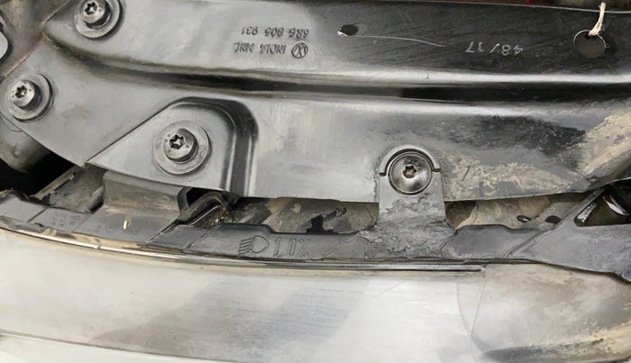 2018 Volkswagen Vento HIGHLINE PLUS 1.2 AT 16 ALLOY, Petrol, Automatic, 67,875 km, Left headlight - Clamp has minor damage