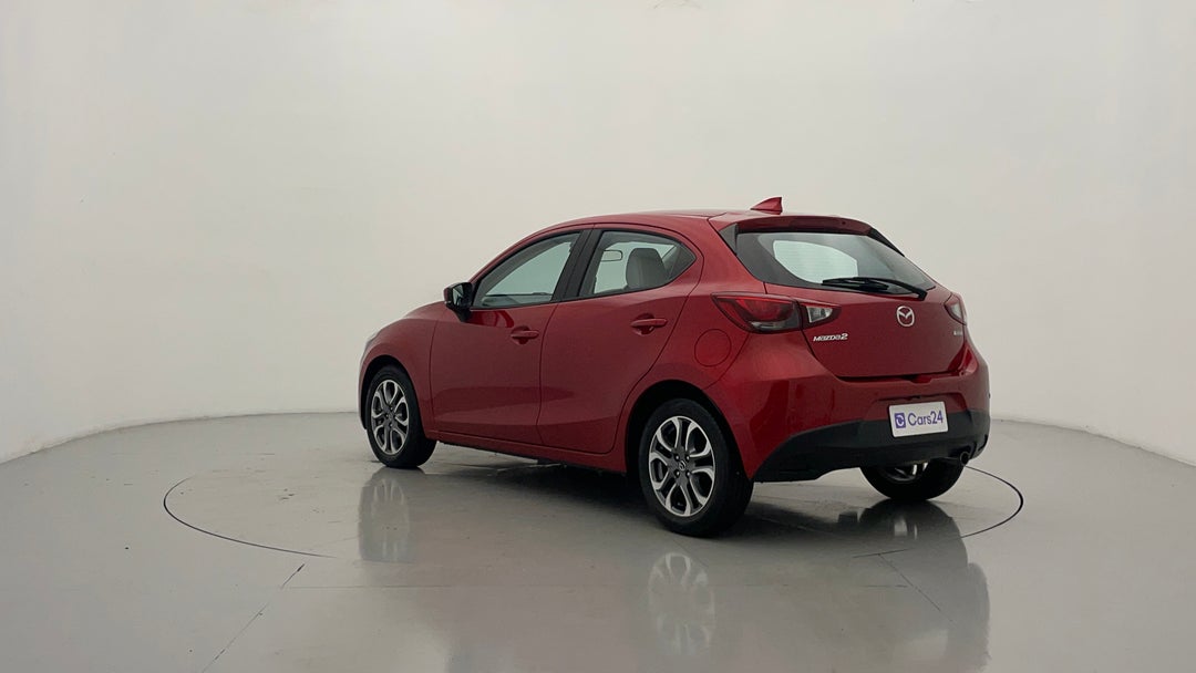 Left Back Diagonal (45- Degree) View