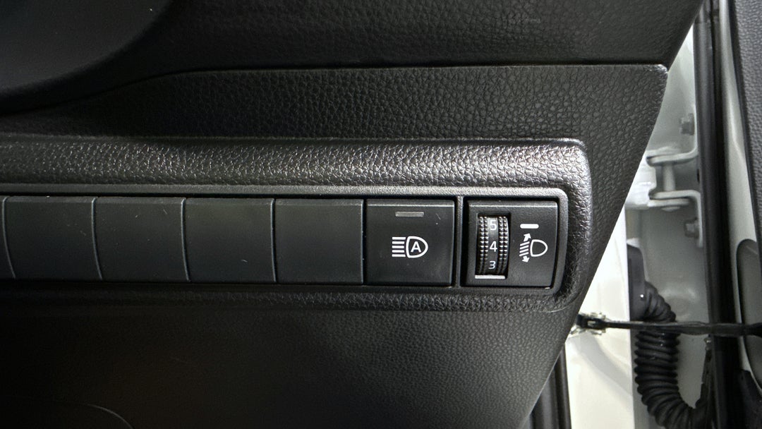 2024 Toyota Corolla Ascent Sport + Conv Pk Hybrid, Automatic, 29401 km, Utility Switches/Buttons