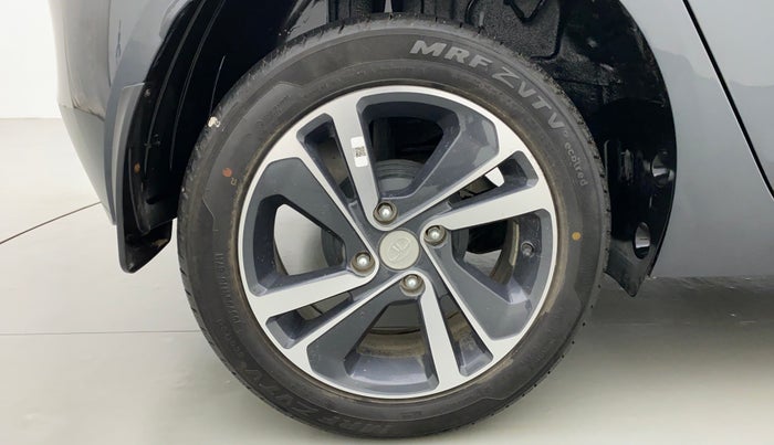 2021 Tata ALTROZ XZ 1.2, Petrol, Manual, 4,009 km, Right Rear Wheel