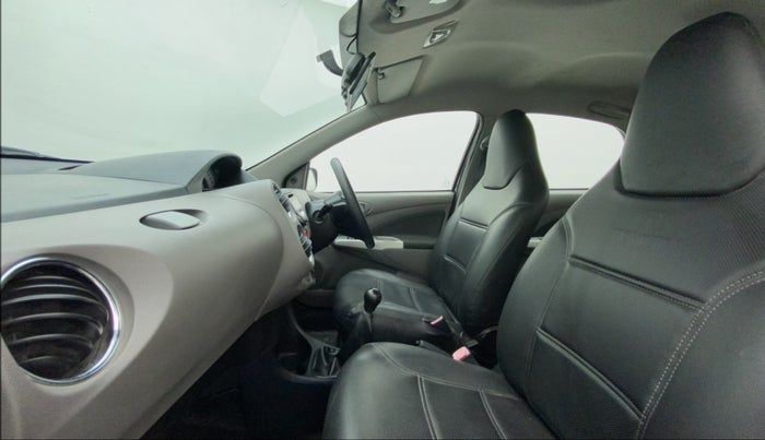 2011 Toyota Etios V, Petrol, Manual, 21,291 km, Right Side Front Door Cabin