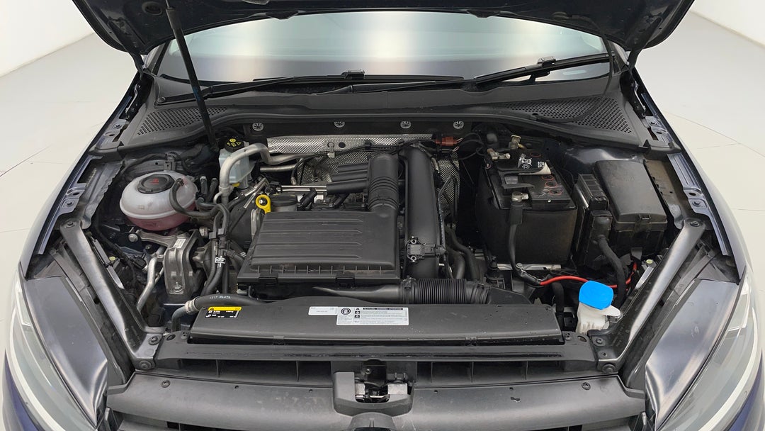 Open Bonnet (Engine)