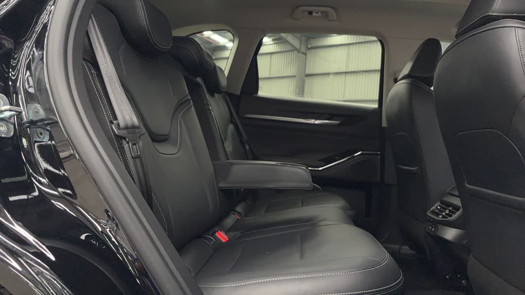 2023 GWM Haval H6 Ultra, Automatic, 54226 km, Right Side Rear Door Cabin View