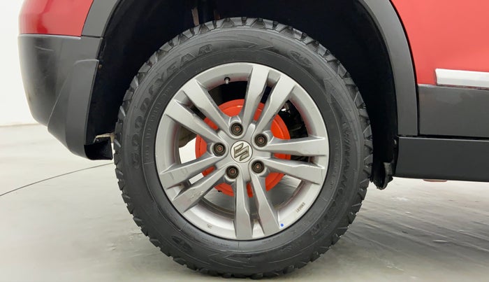 2016 Maruti Vitara Brezza VDI, Diesel, Manual, Right Rear Wheel