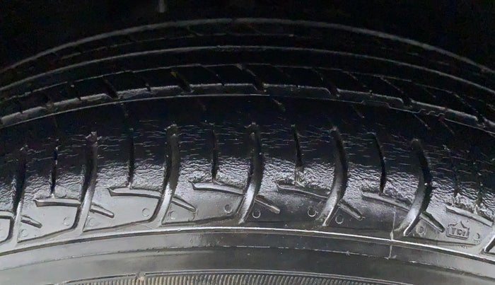 2018 Maruti Baleno DELTA 1.2 K12, Petrol, Manual, 37,422 km, Left Rear Tyre Tread