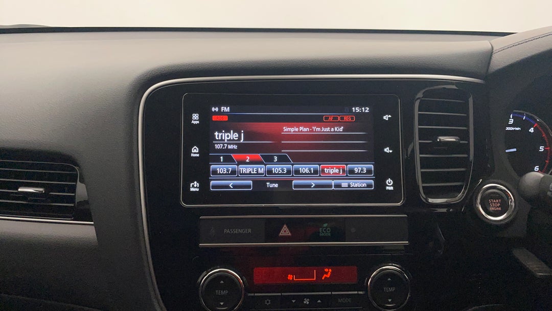 2019 Mitsubishi Outlander Ls 7 Seat (awd), Automatic, 70171 km, Infotainment System