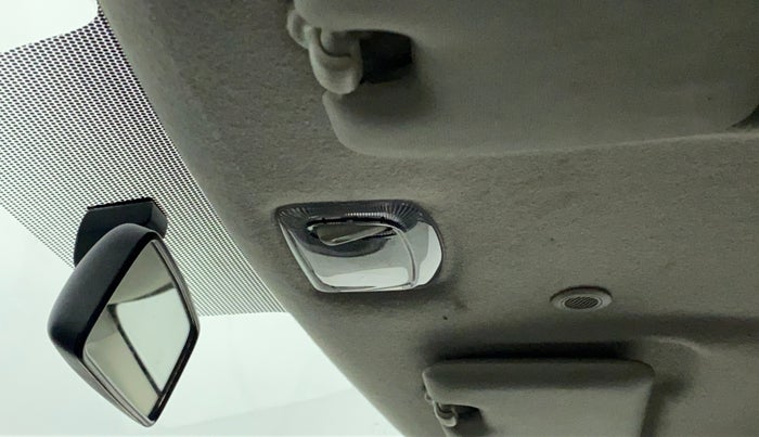 2018 Renault Kwid RXT 0.8 (O), Petrol, Manual, 12,617 km, Ceiling - Roof light/s not working