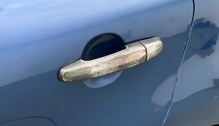 2016 Maruti Baleno DELTA PETROL 1.2, Petrol, Manual, 1,00,505 km, Rear left door - Chrome on handle has slight discoularation