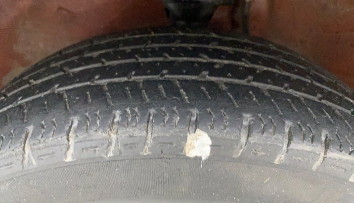 2012 Maruti Alto K10 LXI P, Petrol, Manual, 60,278 km, Left Front Tyre Tread