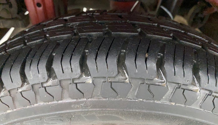 2012 Maruti Alto K10 LXI P, Petrol, Manual, 60,278 km, Right Rear Tyre Tread