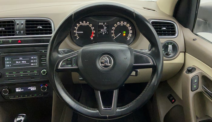2015 Skoda Rapid 1.5 TDI AT ELEGANCE, Diesel, Automatic, 62,208 km, Steering Wheel Close Up