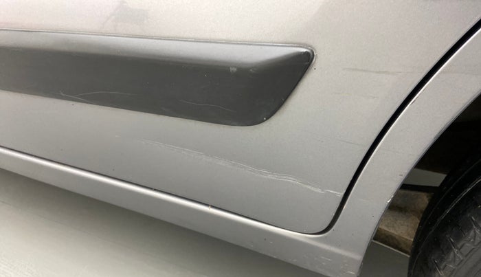2016 Maruti Wagon R 1.0 VXI, Petrol, Manual, 63,747 km, Rear left door - Minor scratches