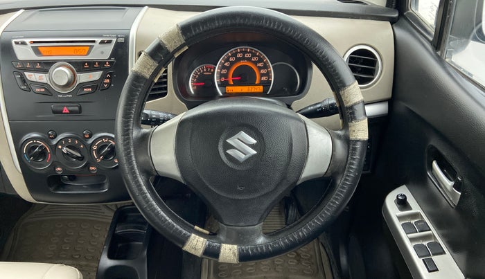 2016 Maruti Wagon R 1.0 VXI, Petrol, Manual, 63,813 km, Steering Wheel Close Up
