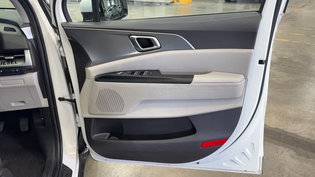 2022 Kia Carnival S, Automatic, 81578 km, Speaker View
