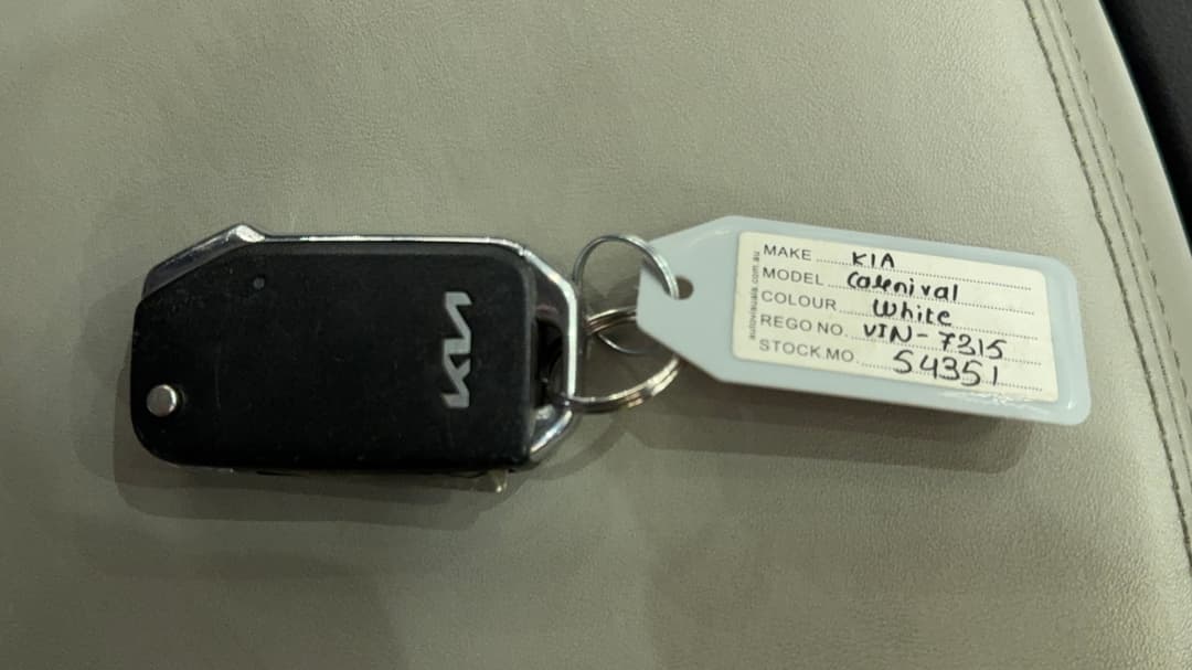 2022 Kia Carnival S, Automatic, 81578 km, Key Close-up
