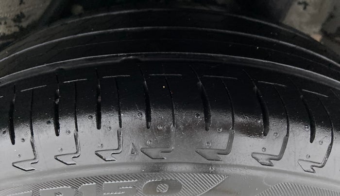 2015 Honda Amaze 1.2 SX MT I VTEC, Petrol, Manual, 63,003 km, Left Rear Tyre Tread